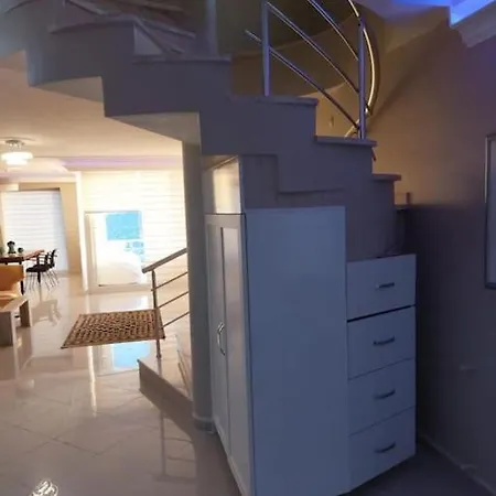 Bektaslar 3+1 Lueks Apartamento Alanya