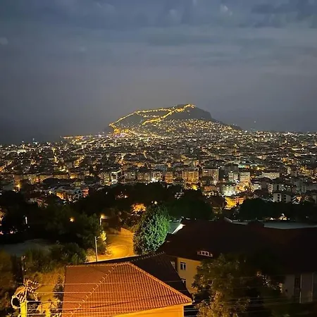 Apartamento Bektaslar 3+1 Lueks *